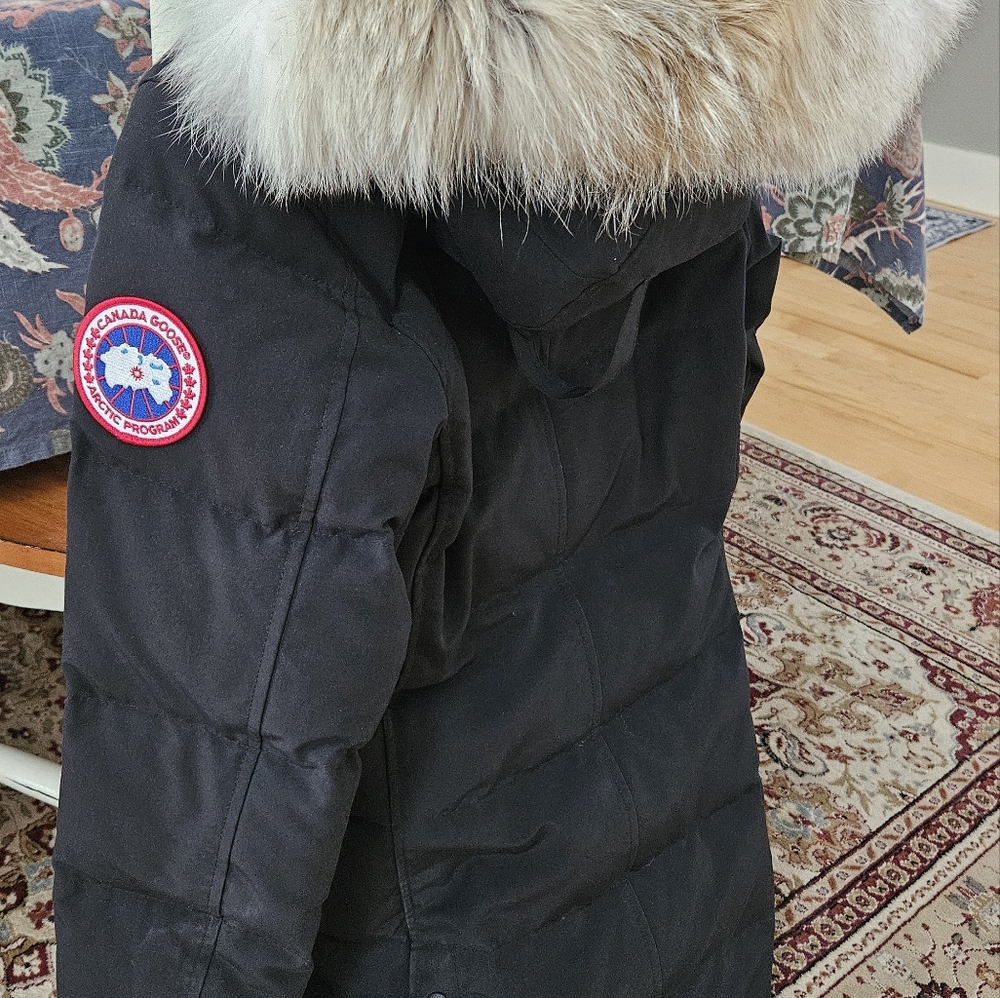 Like new Canada Goose XS Women's Parka